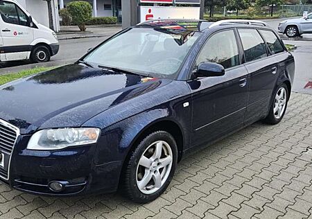 Audi A4 Unfallfrei ( ohne TUV ) navi , xenon , klima