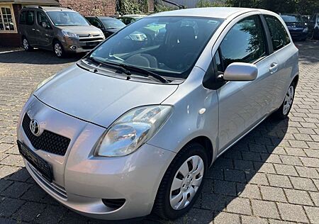 Toyota Yaris Sol 1.0 Klima/Allwetterreifen/TÜV NEU