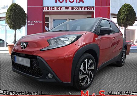 Toyota Aygo (X) 1.0 Team D SHZ PDC RÜCKFAHRKAMERA
