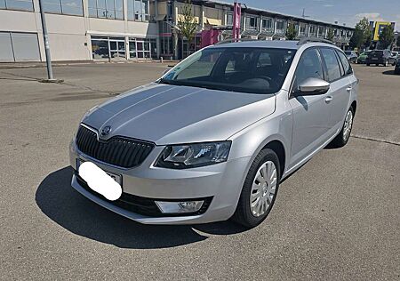 Skoda Octavia 1.2 TSI GreenTec Ambition Combi Silber Klima