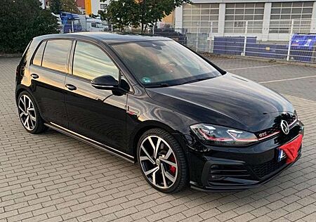 VW Golf GTI Volkswagen VII TSI DSG Performance, PANO,ACC,AHK