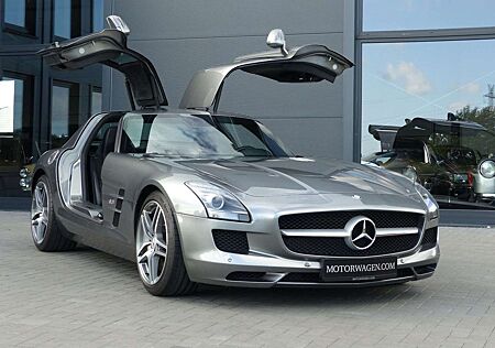 Mercedes-Benz SLS Coupe