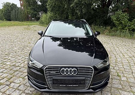 Audi A3 e-tron ambiente / Klima /Automatik