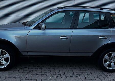 BMW X3 2.0d Panorama Leder Navi 1-Hand Scheckheft Xenon