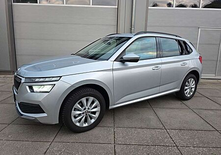 Skoda Kamiq Ambition/Navi/LED/Digital/ACC
