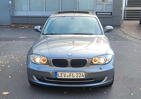 BMW 116d 116 *ADVANT.*BI-XENON*GLASSD*5T*TÜV NEU*8 fach*