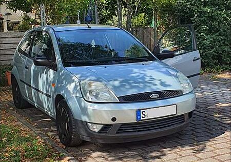 Ford Fiesta 1.3 TÜV bis 12/26 * MOTOR + GETRIEBE TOP*SPARSAM