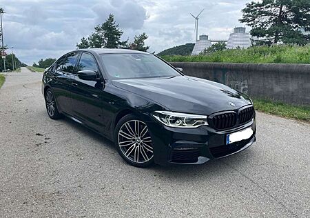 BMW 530 M Paket Garantie/Top-Austattung/Massagefunktion/