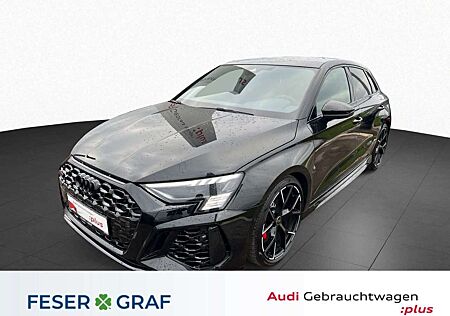 Audi RS3 Spb. 2.5 TFSI qu. - PANO - KAMERA - ACC