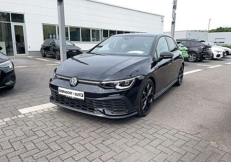 VW Golf Volkswagen VIII GTI Clubsport Matrix Pano H&K Kam LM19