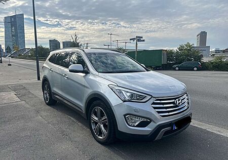 Hyundai Grand Santa Fe 2.2 CRDI 4WD Automatik Premium