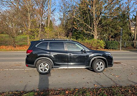 Subaru Forester Hybrid 2.0ie Lineartronic Active