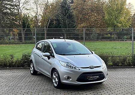 Ford Fiesta Titanium 1,4l/Automatik/Inspektion &TÜV