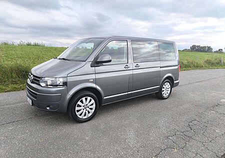 VW T5 Multivan Volkswagen Comfortline 2xSchiebetür AHK Navi Tempomat