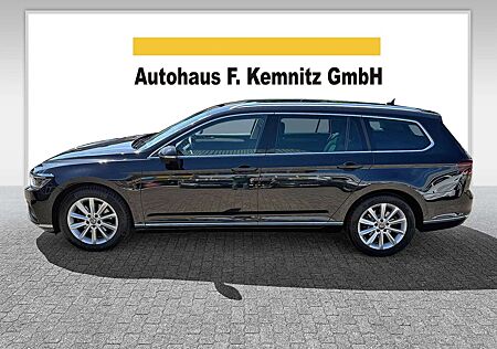 VW Passat Variant Volkswagen Elegance / I.Q. LED /ACC / Kamera / AHK