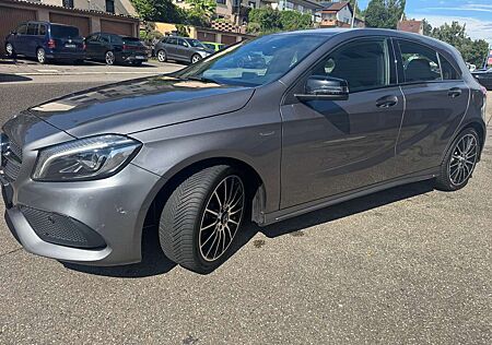 Mercedes-Benz A 200 BlueEfficiency Amg Line Sportausspuff!!!