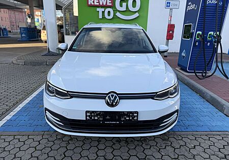 VW Golf Variant Volkswagen Golf VIII Variant Diesel 2.0 TDI SCR Active