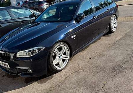 BMW 525d 525 xDrive Touring Sport-Aut. M-Paket