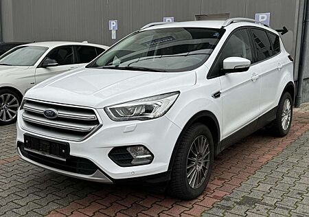 Ford Kuga EasyDriver-Paket*AHK*Winter-Paket*Nav*Xenon