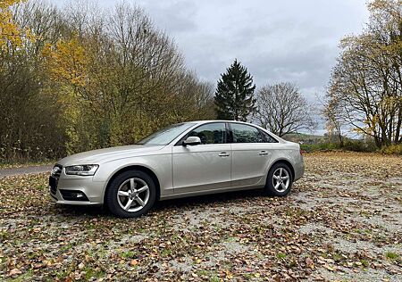 Audi A4 +1.8+TFSI+multitronic+Ambiente