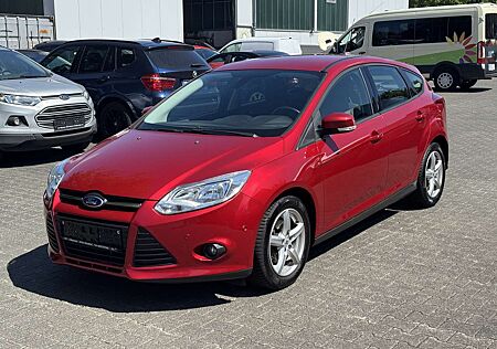 Ford Focus 1.0 EcoBoost Start-Stopp-System Champions Edition