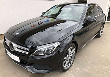 Mercedes-Benz C 300 T 9G-TRONIC Kamera SHZ Navi TWA