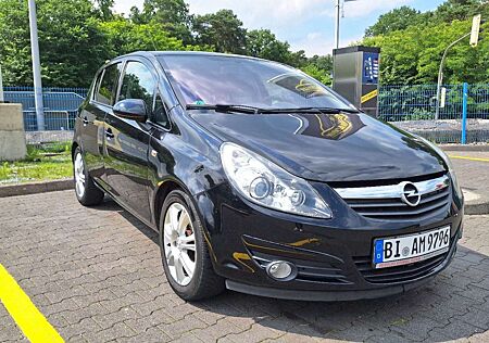 Opel Corsa 1.4 16V Innovation