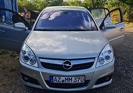 Opel Signum 1.8 limousene