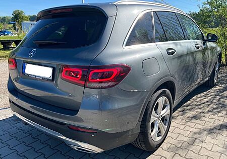 Mercedes-Benz GLC 220 d 4Matic (253.915) AHK; Leder; SHZ; ParkAssist;LED