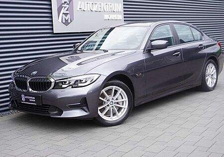 BMW 330 E |HYBRID|xDrive|VIRTUAL|HEAD-UP|KAMERA|NAVI