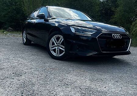 Audi A4 35 TDI basis