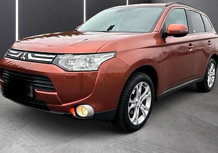 Mitsubishi Outlander 2.2 DI-D 4WD Automatik Instyle