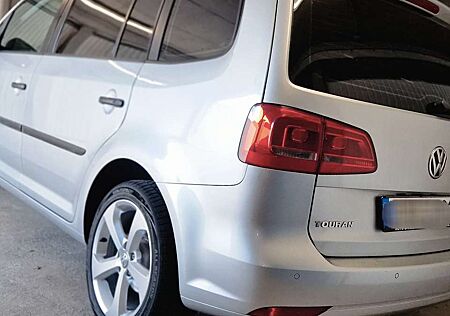 VW Touran Volkswagen 1.4 TSI DSGSTYLE