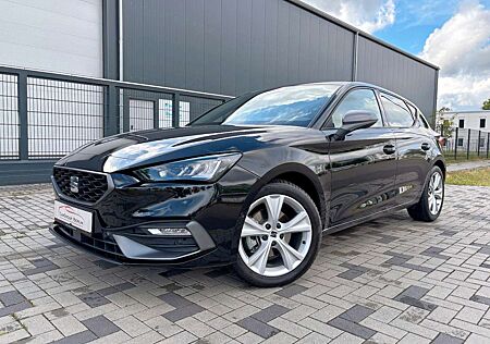 Seat Leon 2.0 TDI FR // ACC LED KAM NAVI *FACELIFT*