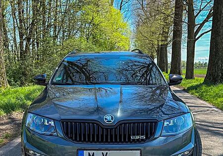 Skoda Octavia Combi 2.0 TSI (Green tec) RS