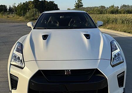 Nissan GT-R Prestige Edition