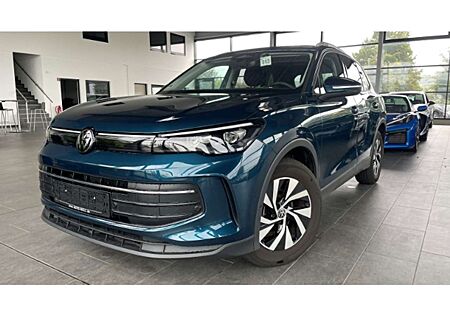 VW Tiguan Volkswagen 1.5 Life Panodach Navi Kamera LED Totw. Klima Ambi