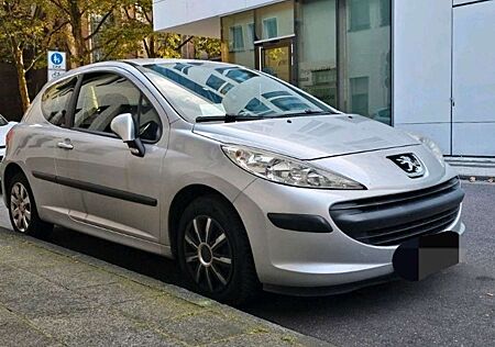 Peugeot 207 3-Türer 75 Filou