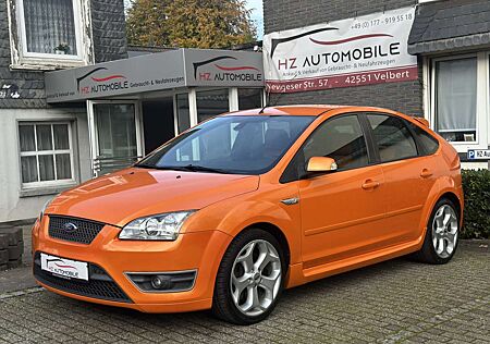 Ford Focus 2.5 ST Lim. *5-TÜRER*6-GANG*LMF*MFL