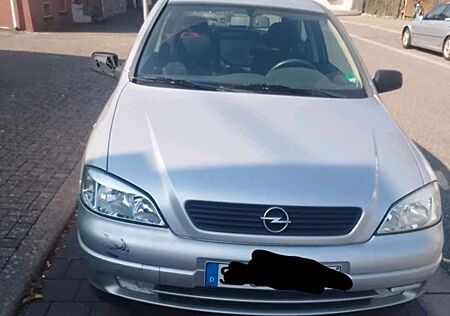 Opel Astra 1.6