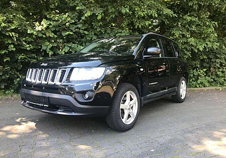 Jeep Compass Sport 4x2 Sehr gepflegt