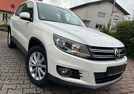 VW Tiguan Volkswagen Sport & Style 4Motion*Eu5*Klima*SHZ*Alu*