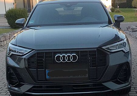 Audi Q3 TFSI 2xS line S-tronic AHK Pano Standh Garantie