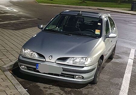 Renault Megane 1.6 RT