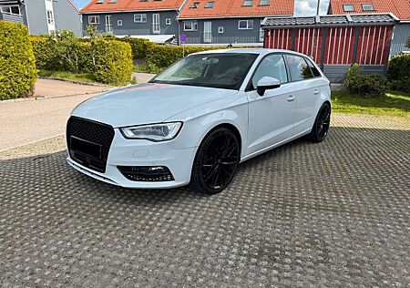 Audi A3 1.4 TFSI cylinder on demand Sportback S tronic