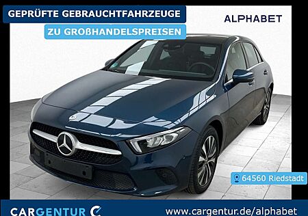 Mercedes-Benz A 250 e Pano S-Dach BLIS Key LED Lane Navi RKam