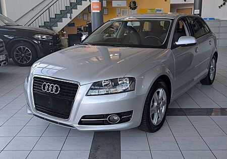 Audi A3 Sportback 1.4 TFSI Attraction Sitzheizung PDC