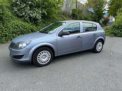 Opel Astra Basis