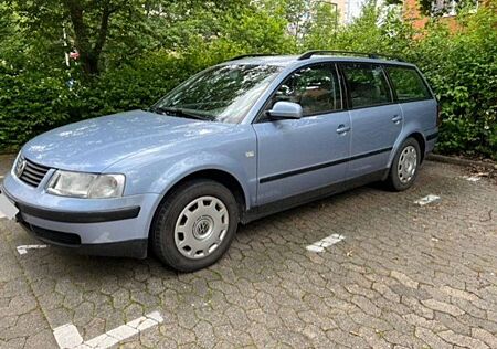 VW Passat Variant Volkswagen Passat 1.6