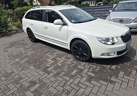 Skoda Superb Combi 1.4 TSI FAMILY